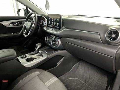 Certified 2024 Chevrolet Blazer LT w/ Convenience Package FWD image 28