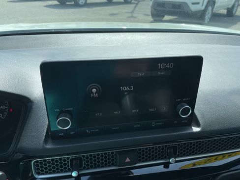 Used 2023 Honda Civic Sport image 10