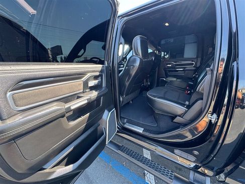 Used 2019 RAM 2500 Laramie AWD/4WD image 8