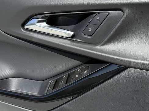 New 2026 Chevrolet Equinox LT w/ Safety and Technology Package image 19