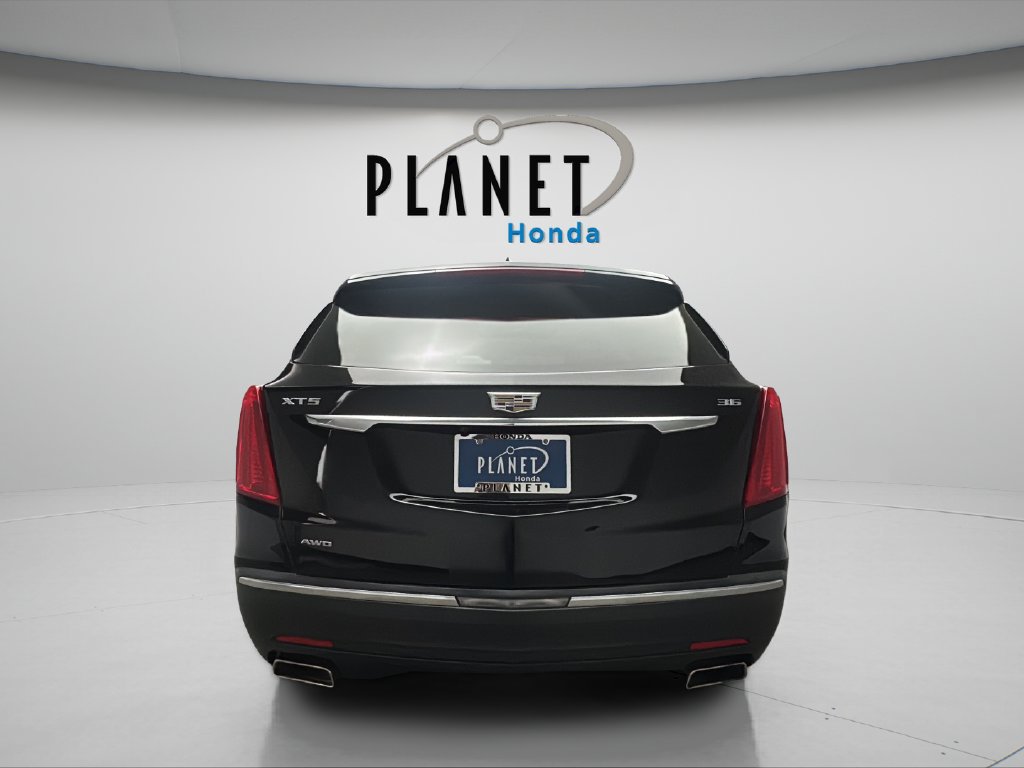 Used 2017 Cadillac XT5 Luxury w/ Driver Awareness Package AWD/4WD image 9
