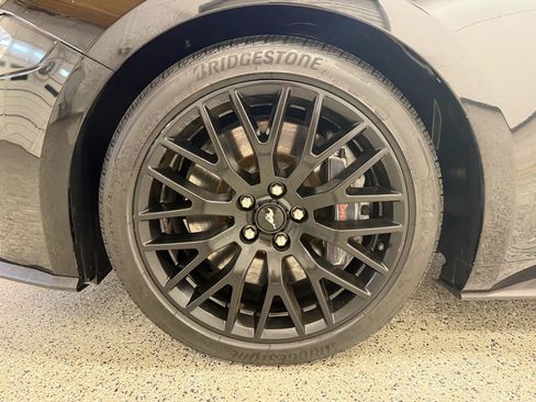 Used 2020 Ford Mustang GT Premium w/ GT Performance Package RWD image 9