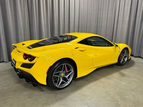 Used 2020 Ferrari F8 Tributo RWD image 4