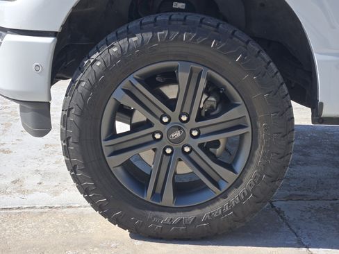 Used 2022 Ford F150 Lariat w/ Equipment Group 502A High image 15