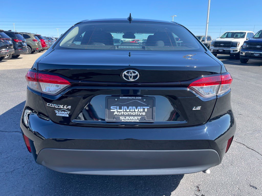 Used 2024 Toyota Corolla LE FWD image 27
