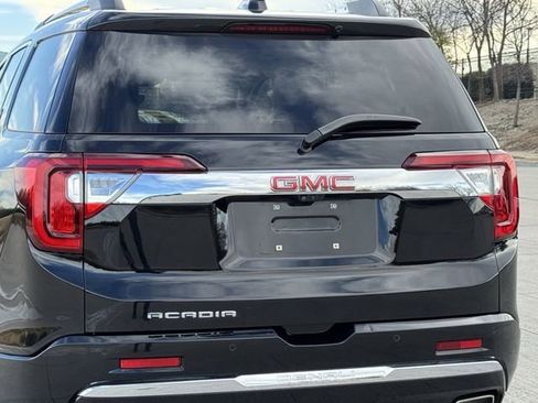 Used 2023 GMC Acadia Denali w/ Denali Technology Package image 8