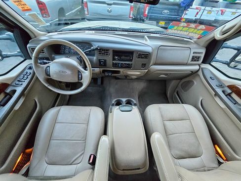 Used 2001 Ford F350 Lariat image 16