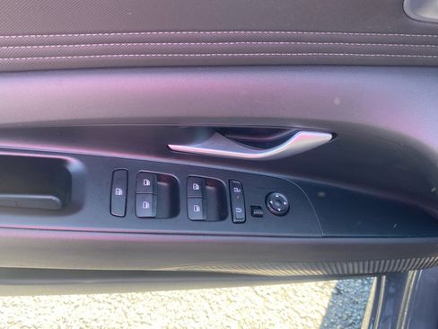 Used 2025 Hyundai Elantra SEL image 17