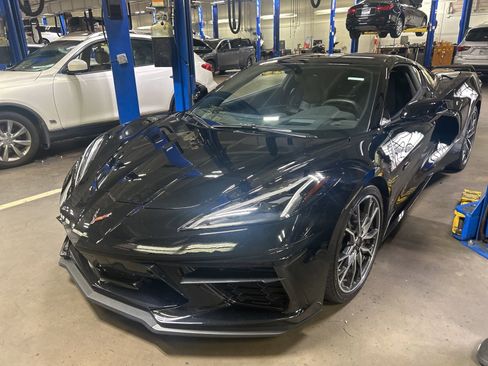 Used 2023 Chevrolet Corvette Stingray Preferred Cpe w/ 2LT RWD image 10