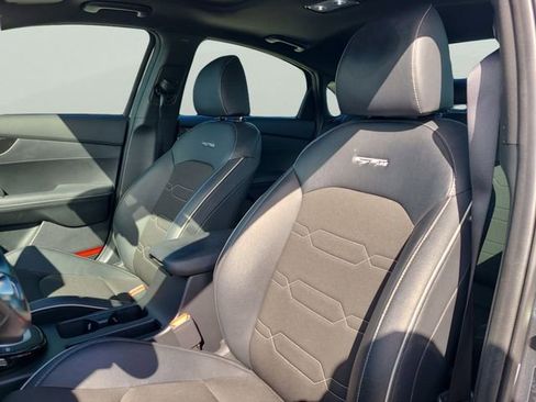 Used 2024 Kia Forte GT-Line w/ GT-Line Premium Package image 23