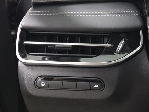 New 2026 INFINITI QX60 Luxe image 23