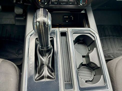 Used 2015 Ford F150 XLT w/ Equipment Group 302A Luxury AWD/4WD image 25