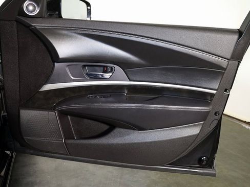 Used 2018 Acura RLX w/ Technology Package image 31