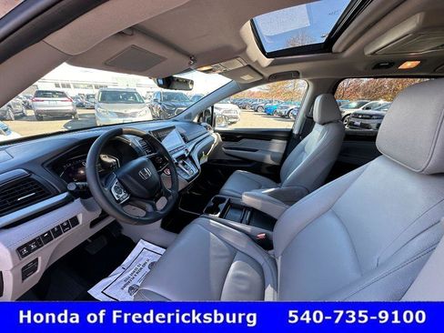 Certified 2024 Honda Odyssey Touring image 17