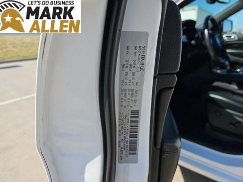 Used 2018 Jeep Grand Cherokee Altitude image 33