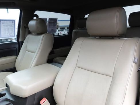 Used 2010 Toyota Tundra Limited image 26