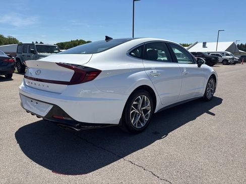 Used 2023 Hyundai Sonata SEL w/ Convenience Package FWD image 3