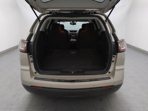 Used 2017 Chevrolet Traverse LT FWD image 29