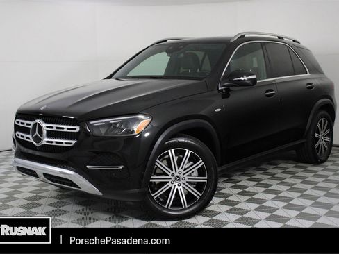 Used 2025 Mercedes-Benz GLE 450e 4MATIC image 1