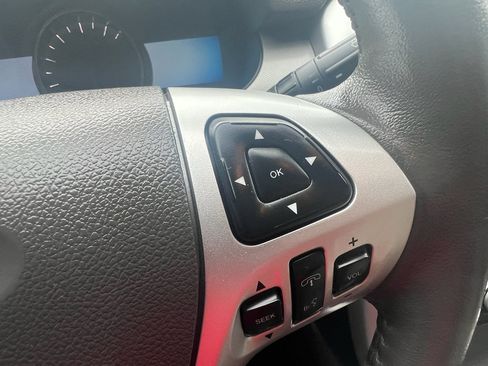 Used 2013 Ford Edge SEL FWD image 15
