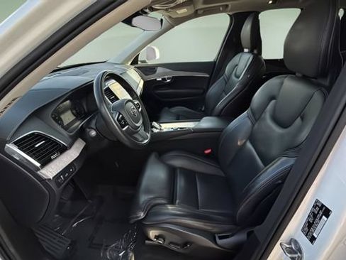 Used 2022 Volvo XC90 T8 Inscription w/ Advanced Package AWD/4WD image 17