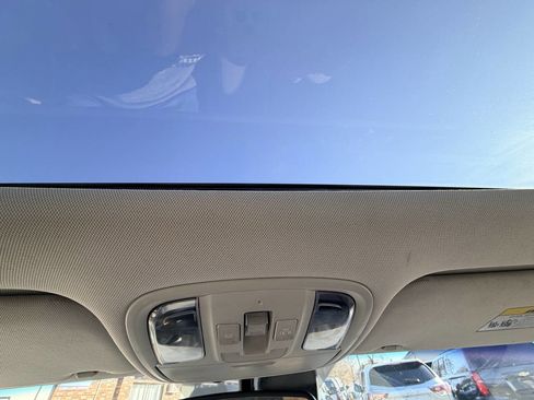 Used 2017 Kia Optima EX w/ Technology Package image 19