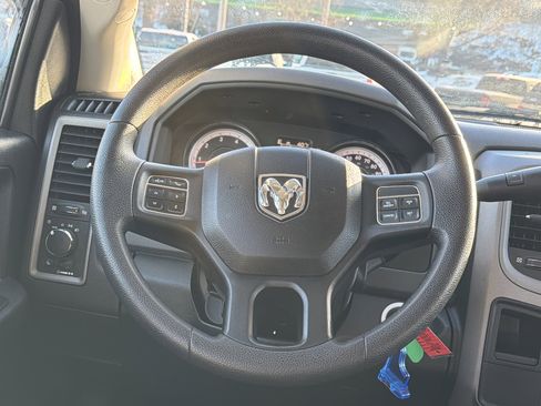 Used 2015 RAM 2500 Tradesman w/ Chrome Appearance Group image 14