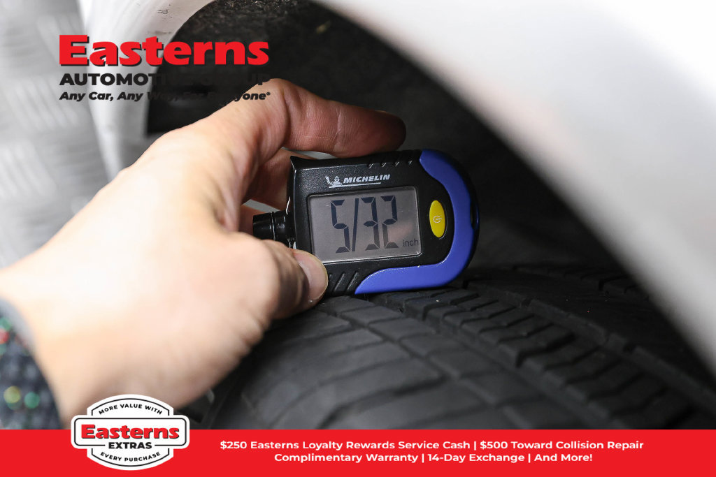 Used 2025 Dodge Durango GT RWD image 29