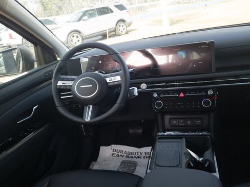 New 2026 Hyundai Tucson Limited AWD/4WD image 18