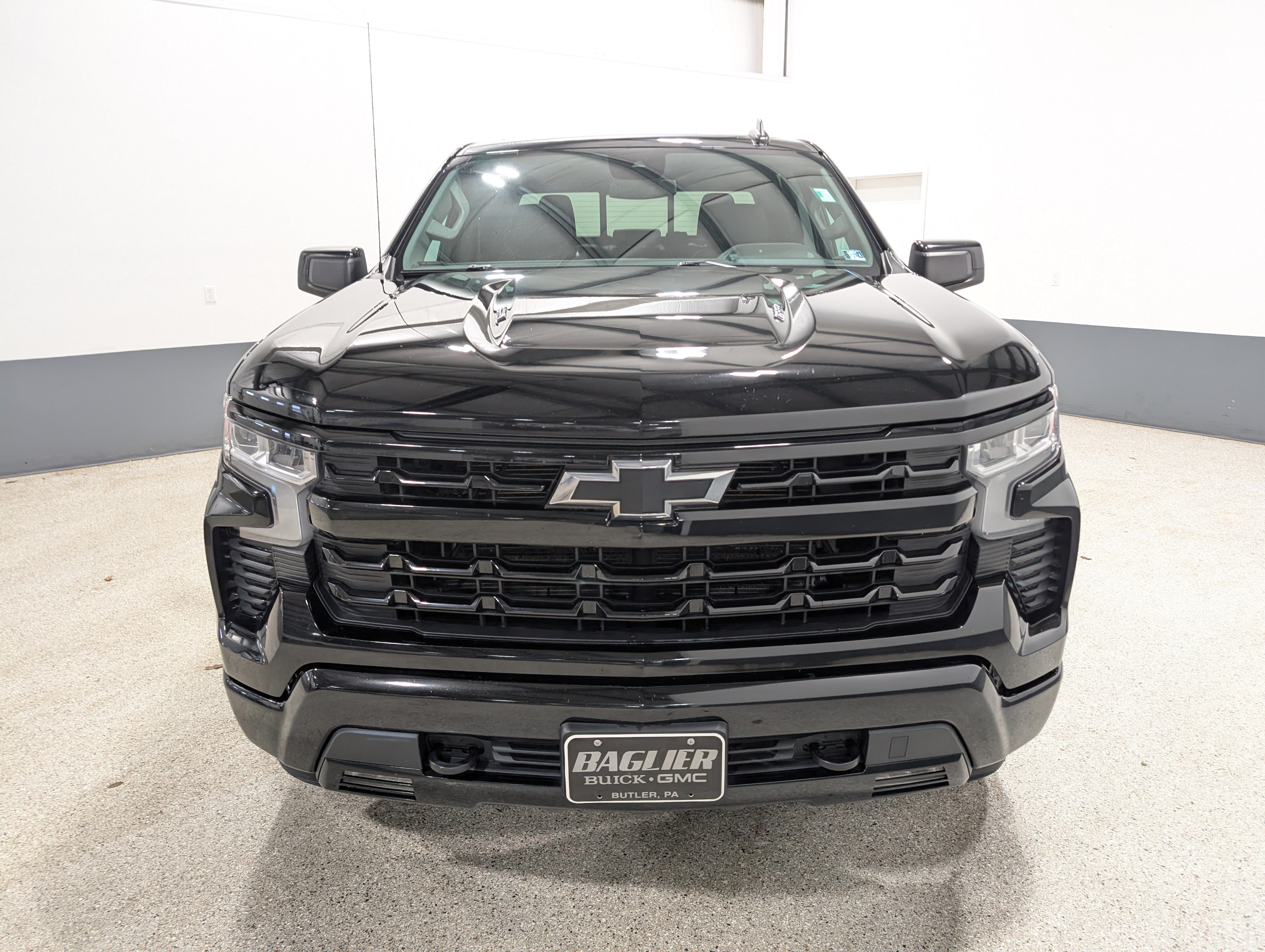 Used 2023 Chevrolet Silverado 1500 RST w/ True North Edition Plus AWD/4WD image 8
