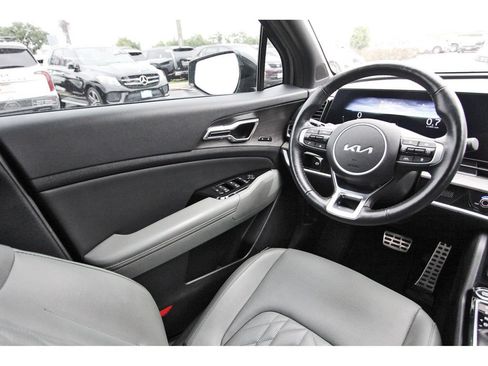 Certified 2024 Kia Sportage X-Pro Prestige AWD/4WD image 9