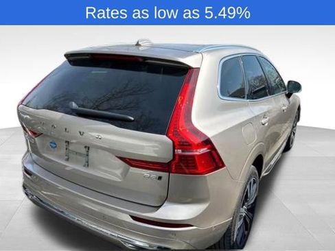 Used 2023 Volvo XC60 B5 Plus image 16