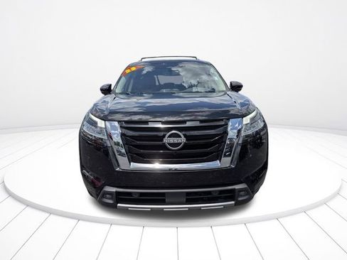 Used 2023 Nissan Pathfinder SL AWD/4WD image 8