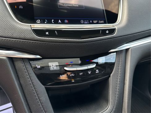 Certified 2024 Cadillac XT5 Premium Luxury image 28