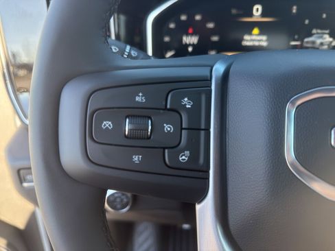 New 2026 GMC Sierra 1500 Elevation image 14