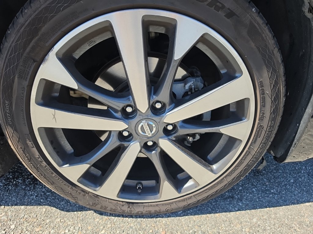 Used 2017 Nissan Altima 2.5 SR FWD image 9