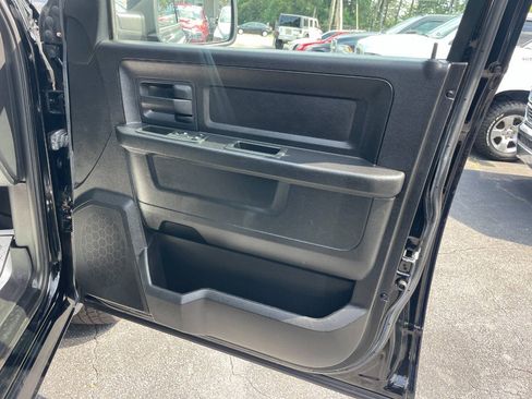 Used 2013 RAM 1500 Express RWD image 22