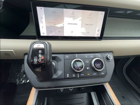 Used 2023 Land Rover Defender 110 S AWD/4WD image 41