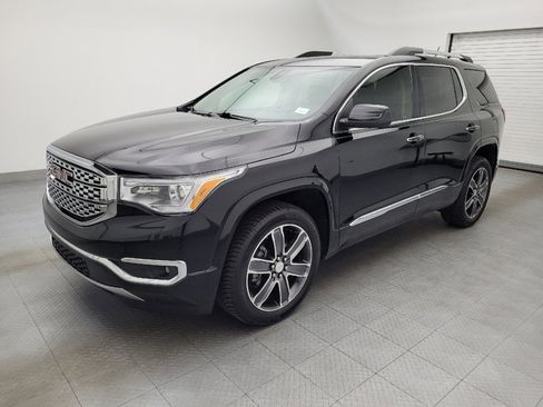 Used 2018 GMC Acadia Denali w/ Technology Package image 2