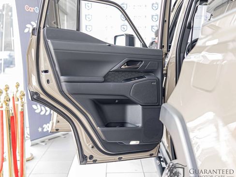 Used 2024 Lexus GX 550 AWD/4WD image 36