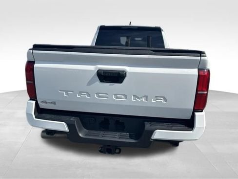 Used 2024 Toyota Tacoma SR5 AWD/4WD image 8