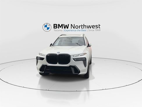 New 2027 BMW X7 xDrive40i w/ M Sport Package AWD/4WD image 8
