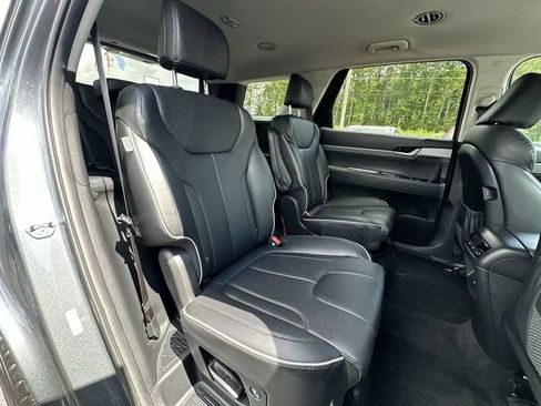 Used 2025 Hyundai Palisade SEL FWD image 26