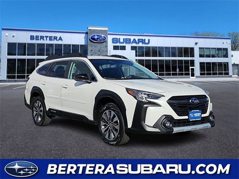 Used 2023 Subaru Outback Limited image 1