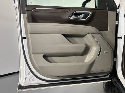 Used 2021 Chevrolet Tahoe LT image 32