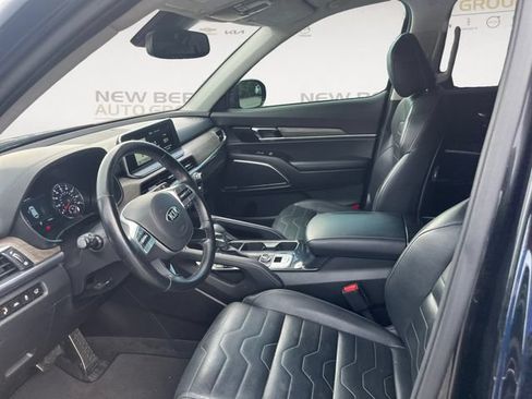 Used 2021 Kia Telluride SX w/ SX Prestige Package AWD/4WD image 9