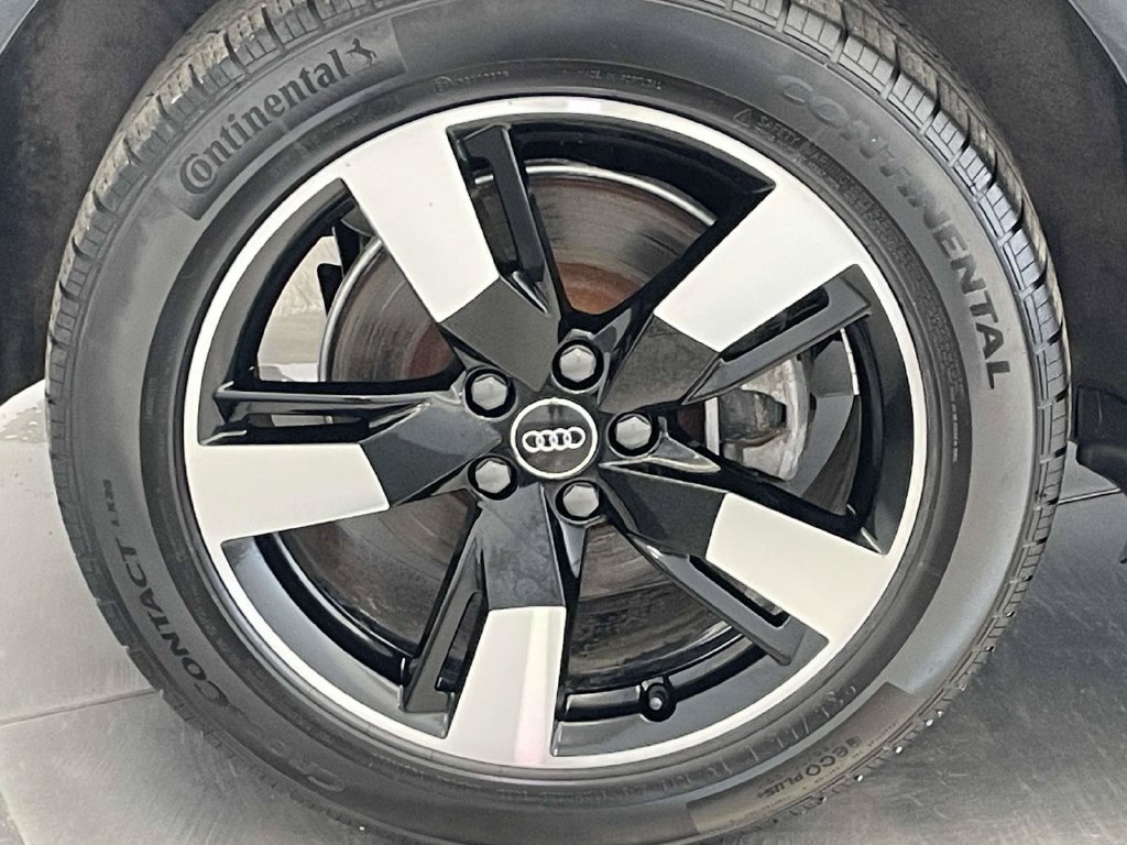 Used 2019 Audi Q5 2.0T Premium Plus w/ Premium Plus Package AWD/4WD image 13
