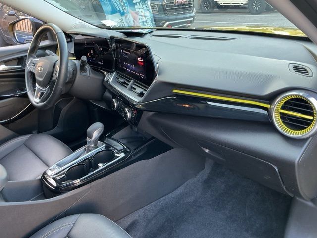 Used 2024 Chevrolet Trax ACTIV w/ Sunroof Package FWD image 21