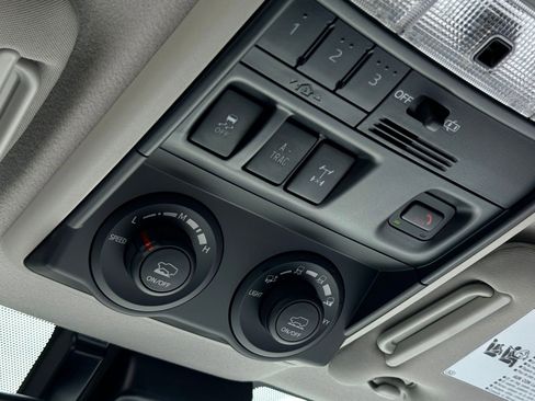 Used 2024 Toyota 4Runner TRD Off-Road Premium image 42