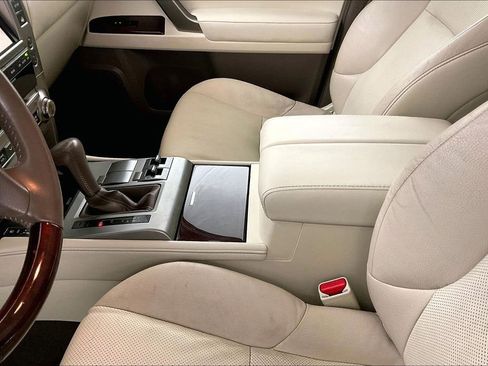 Used 2015 Lexus GX 460 w/ Premium Package AWD/4WD image 18